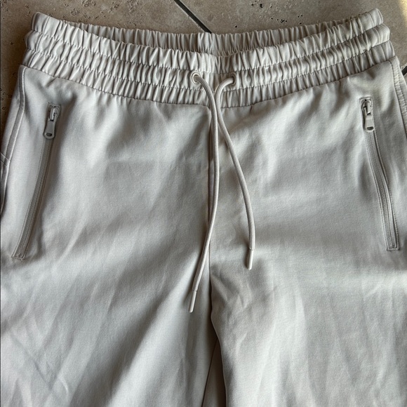 Old Navy Active High Rise Joggers size M - Picture 5 of 7